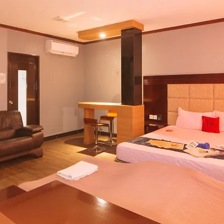 Reddoorz Premium At Jjimjbang Hotel Spa-3